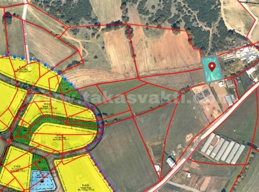 Kocaeli Gebze Kadıllı Köyünde Satılık harika konumda tarla